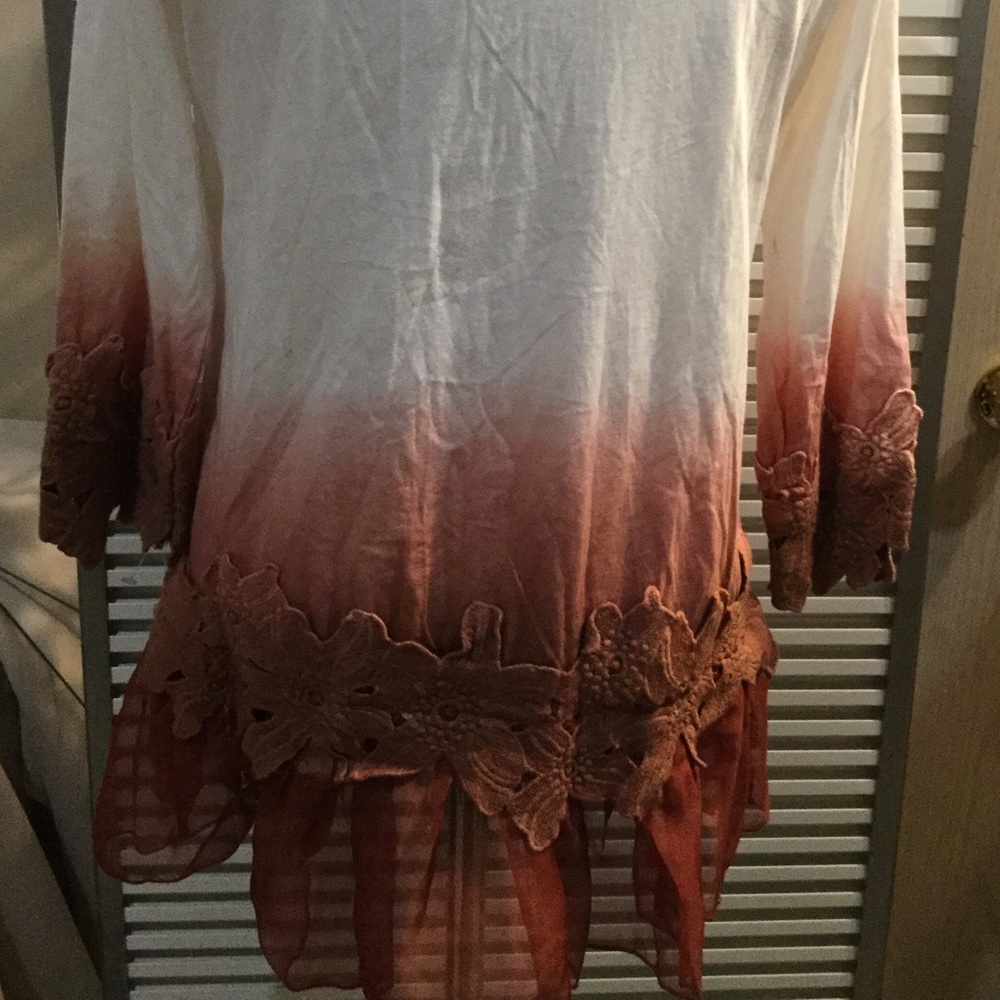 MONORENO szL ombré cream to rust tunic B36” w/lace - Picture 2 of 4